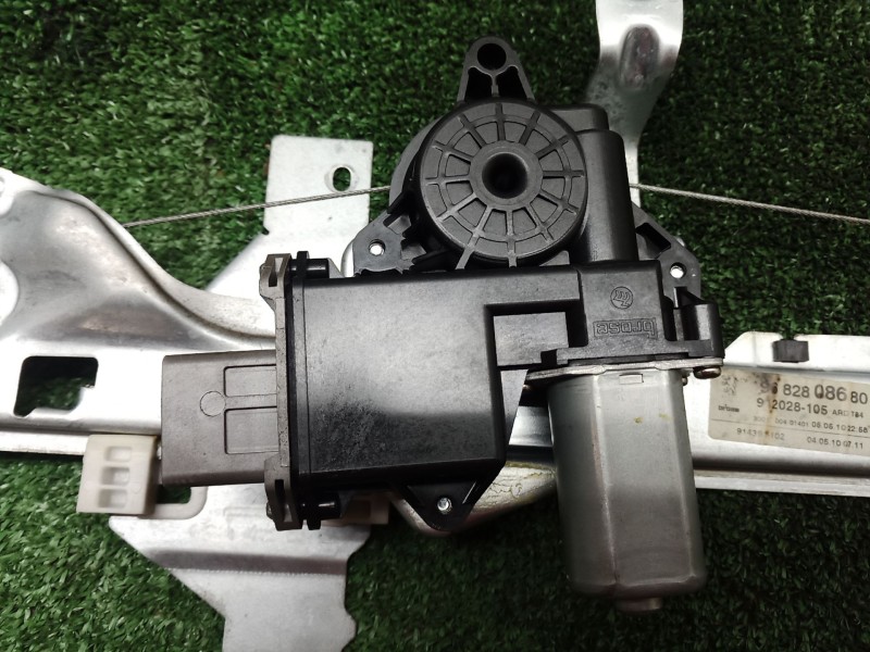 Recambio de elevalunas trasero derecho para peugeot 3008 van (0u_) hdi 150 (0urhem) referencia OEM IAM   