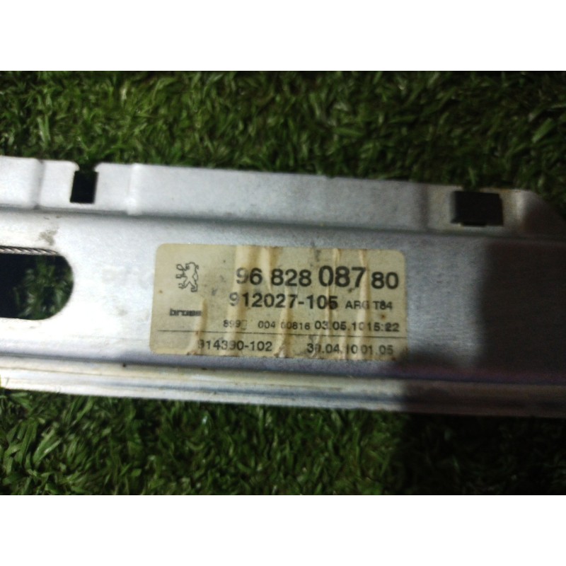 Recambio de elevalunas trasero izquierdo para peugeot 3008 van (0u_) hdi 150 (0urhem) referencia OEM IAM   