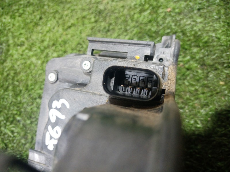 Recambio de cerradura puerta trasera derecha para mini mini (f55) cooper d referencia OEM IAM 182838 182838 7281940