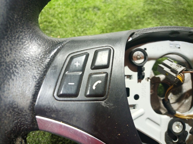 Recambio de volante para bmw 1 (e87) 118 d referencia OEM IAM 6795574 6795574 305617099