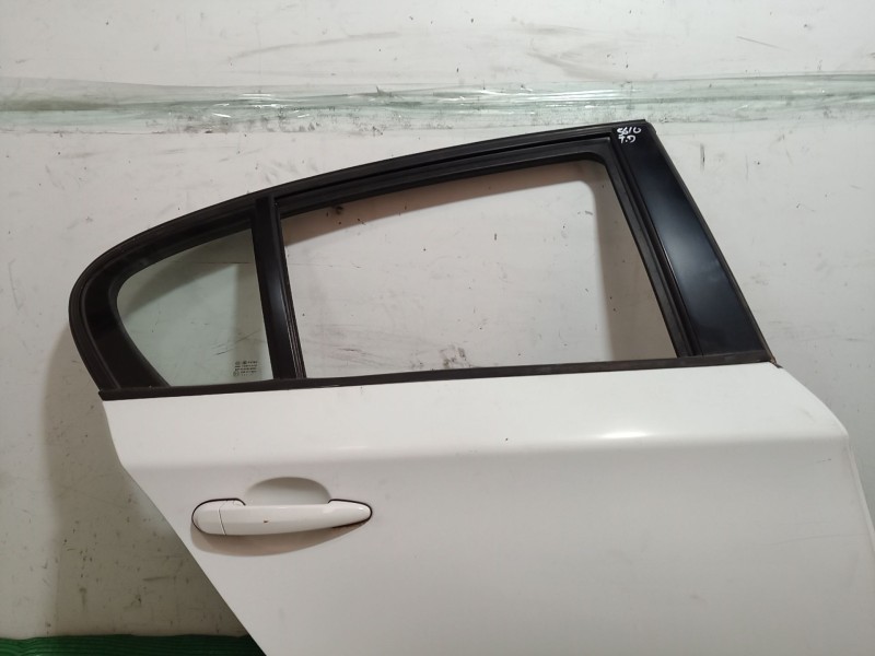 Recambio de puerta trasera derecha para bmw 1 (e87) 118 d referencia OEM IAM   