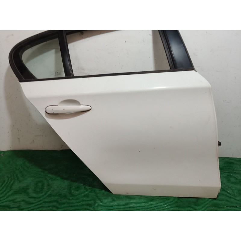Recambio de puerta trasera derecha para bmw 1 (e87) 118 d referencia OEM IAM   
