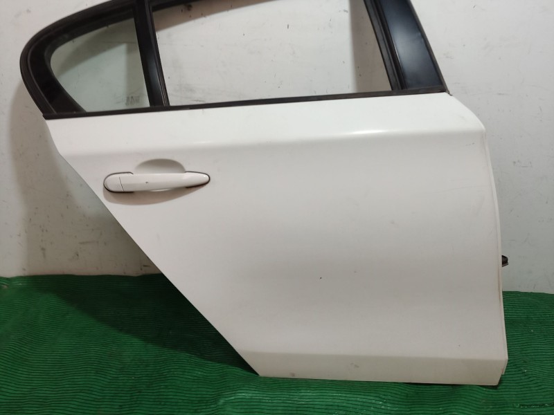 Recambio de puerta trasera derecha para bmw 1 (e87) 118 d referencia OEM IAM   