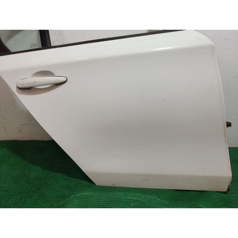 Recambio de puerta trasera derecha para bmw 1 (e87) 118 d referencia OEM IAM   