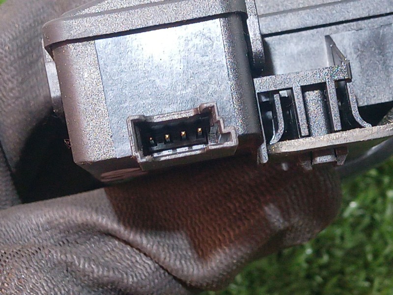 Recambio de cerradura maletero / porton para bmw 1 (e87) 118 d referencia OEM IAM   