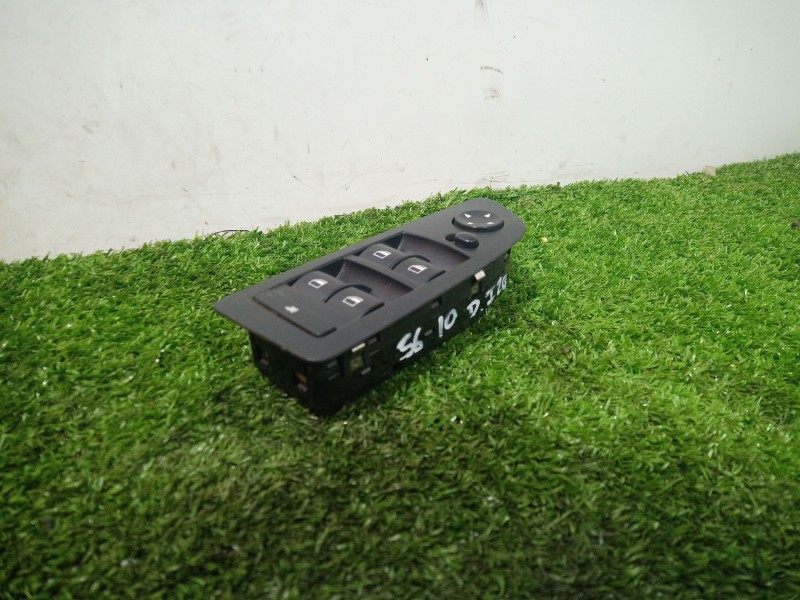 Recambio de mando elevaluna central para bmw 1 (e87) 118 d referencia OEM IAM 9216555 9216555 9216555