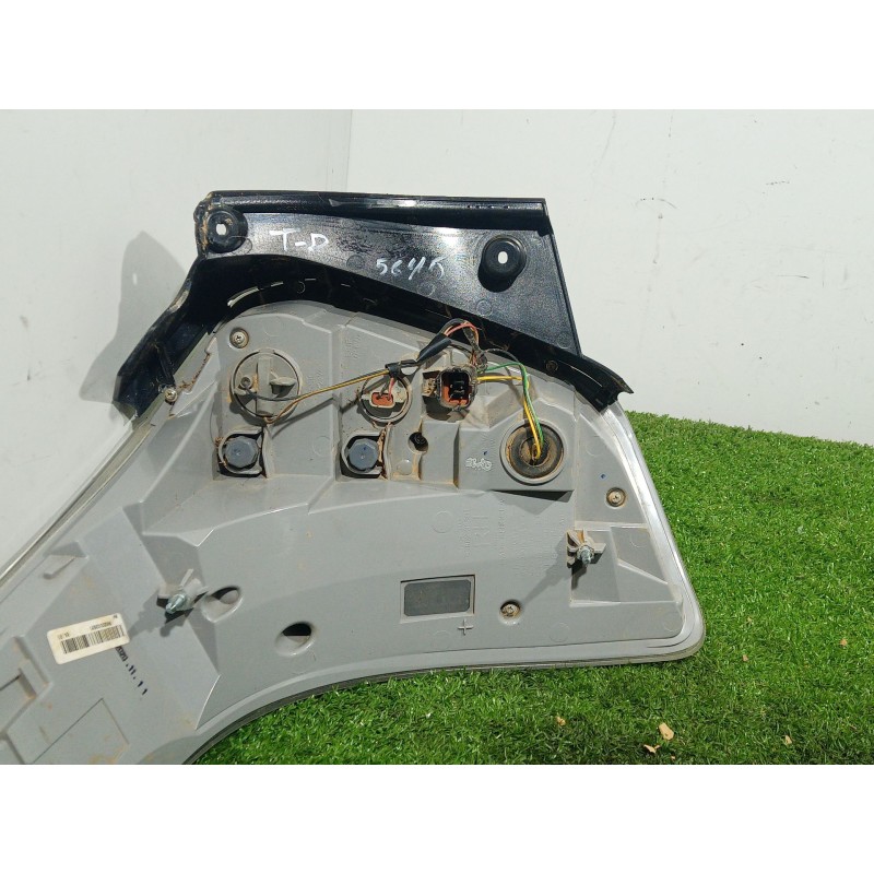 Recambio de piloto trasero derecho para ssangyong tivoli grand 1.5 t-gdi referencia OEM IAM   