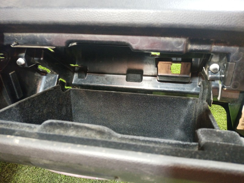 Recambio de guantera para bmw 1 (e87) 118 d referencia OEM IAM   