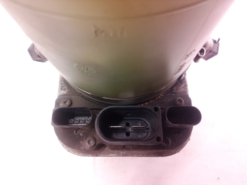 Recambio de bomba direccion para volkswagen polo (9n1) highline referencia OEM IAM 6Q0423371 6Q0423371 6Q0423371