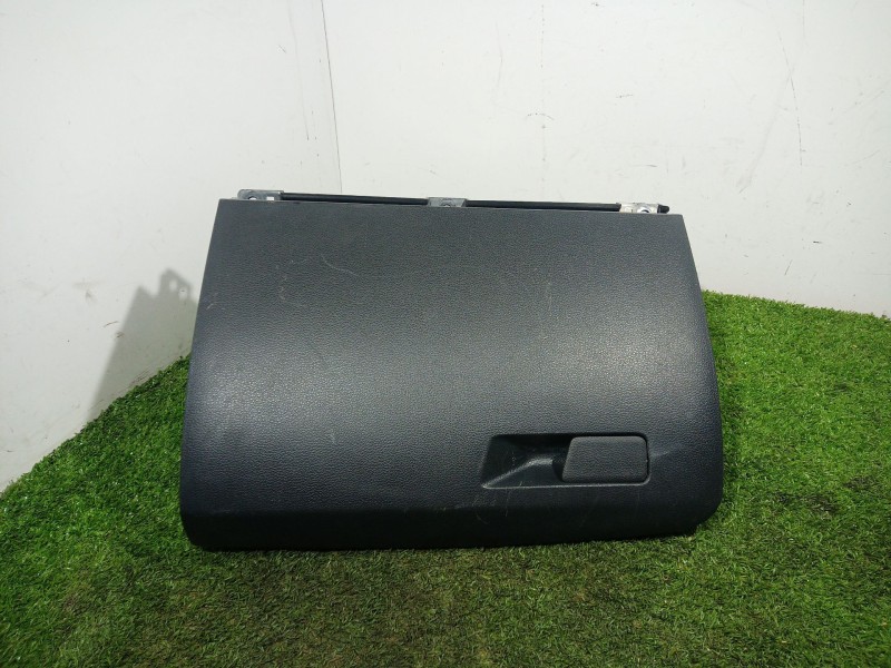 Recambio de guantera para ssangyong tivoli grand 1.5 t-gdi referencia OEM IAM   