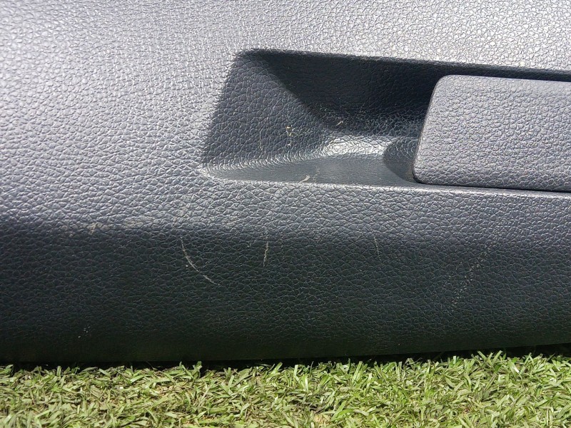 Recambio de guantera para ssangyong tivoli grand 1.5 t-gdi referencia OEM IAM   