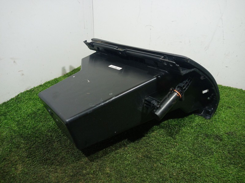 Recambio de guantera para ssangyong tivoli grand 1.5 t-gdi referencia OEM IAM   