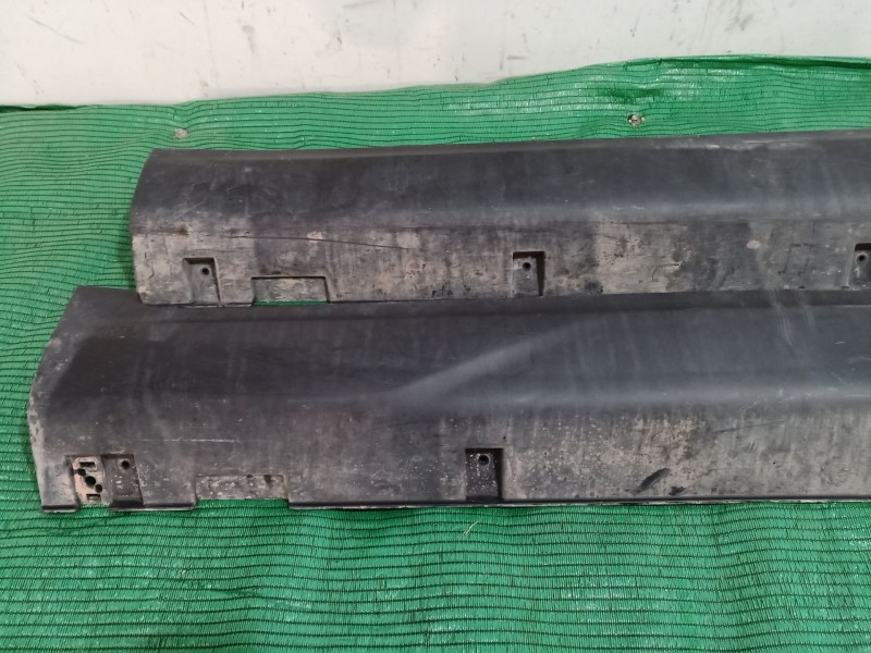 Recambio de faldon lateral para ssangyong tivoli grand 1.5 t-gdi referencia OEM IAM 7955135100 7955135100 7955135100