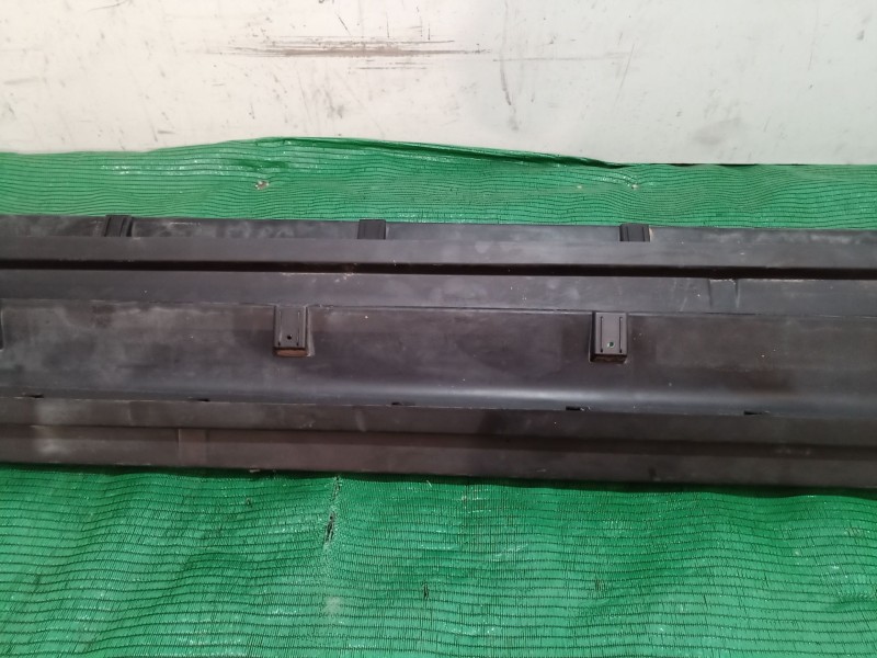 Recambio de faldon lateral para ssangyong tivoli grand 1.5 t-gdi referencia OEM IAM 7955135100 7955135100 7955135100