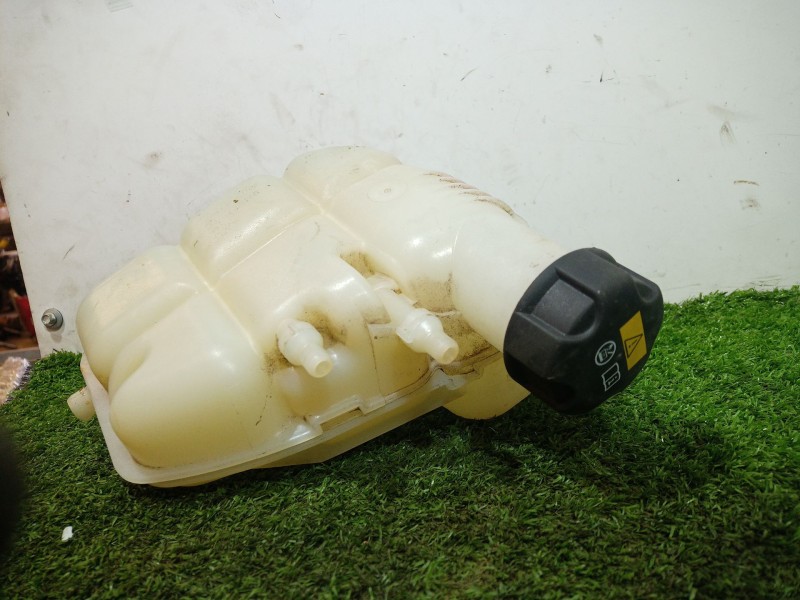 Recambio de deposito expansion para mini mini (f55) cooper d referencia OEM IAM 7617362 7617362 7617362