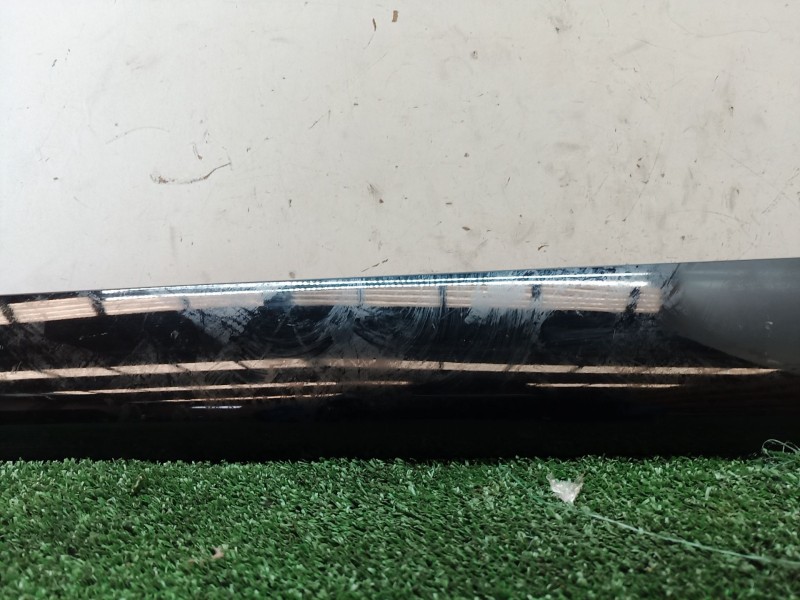 Recambio de molduras delanteras para ssangyong tivoli grand 1.5 t-gdi referencia OEM IAM 7921035010 7921035010 7921035010