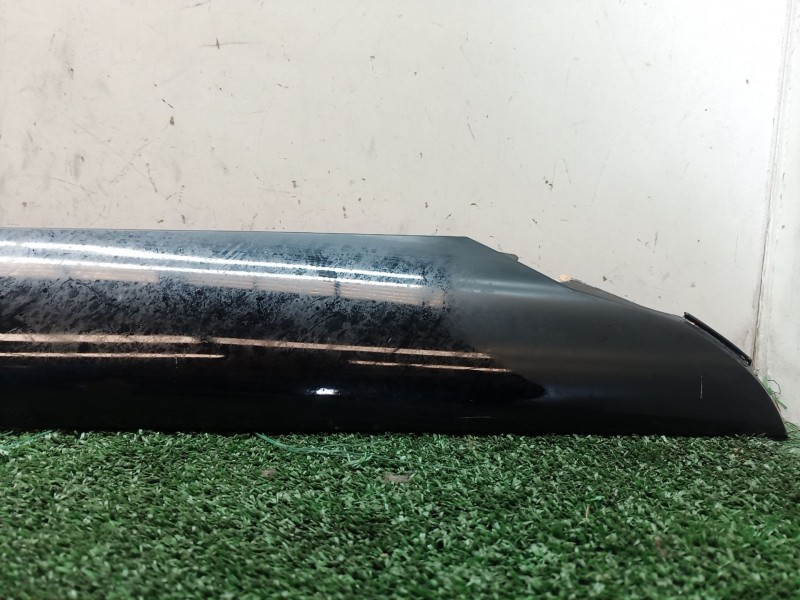 Recambio de molduras delanteras para ssangyong tivoli grand 1.5 t-gdi referencia OEM IAM 7921035010 7921035010 7921035010