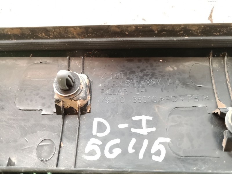 Recambio de molduras delanteras para ssangyong tivoli grand 1.5 t-gdi referencia OEM IAM 7921035010 7921035010 7921035010