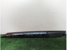 Recambio de molduras delanteras para ssangyong tivoli grand 1.5 t-gdi referencia OEM IAM 7922035010 7922035010 7922035010