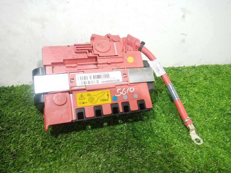 Recambio de caja reles / fusibles para bmw 1 (e87) 118 d referencia OEM IAM   