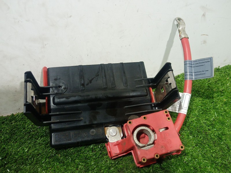 Recambio de caja reles / fusibles para bmw 1 (e87) 118 d referencia OEM IAM   