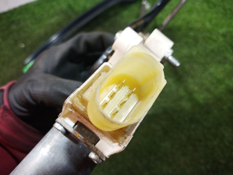 Recambio de elevalunas delantero derecho para bmw 1 (e87) 118 d referencia OEM IAM 7067796 7067796 7138466