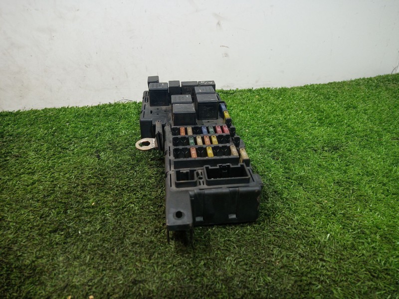 Recambio de caja reles / fusibles para volvo s80 i (184) d5 referencia OEM IAM   