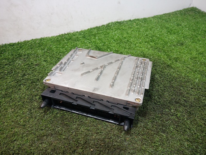 Recambio de centralita motor uce para volvo s80 i (184) d5 referencia OEM IAM 0281010319 0281010319 08677708A