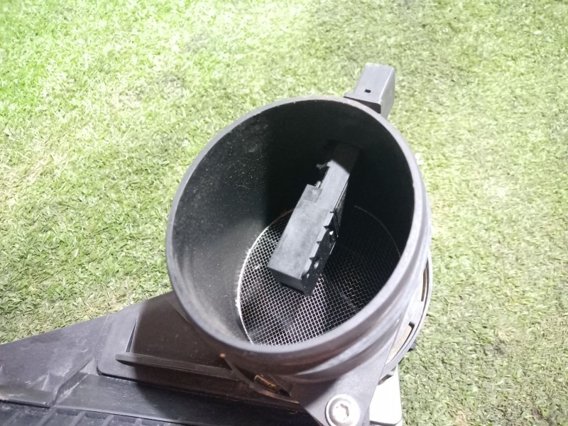 Recambio de carcasa filtro aire para bmw x3 (f25) xdrive 20 d referencia OEM IAM 13713420 13713420 13713420