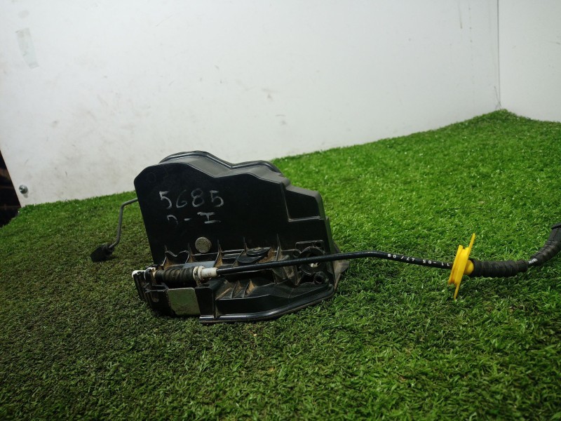 Recambio de cerradura puerta delantera izquierda para bmw x3 (f25) xdrive 20 d referencia OEM IAM 7229461 7229461 A053702