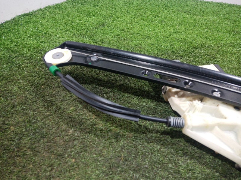 Recambio de elevalunas trasero izquierdo para bmw x3 (f25) xdrive 20 d referencia OEM IAM 69259652 69259652 S007083007