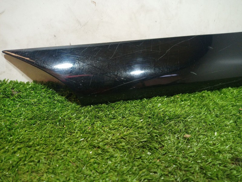 Recambio de molduras delanteras para ssangyong tivoli 1.6 referencia OEM IAM   