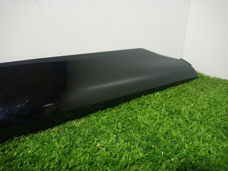 Recambio de molduras delanteras para ssangyong tivoli 1.6 referencia OEM IAM   