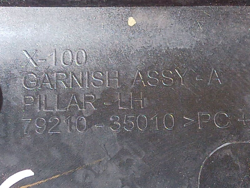 Recambio de molduras delanteras para ssangyong tivoli 1.6 referencia OEM IAM   