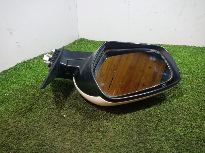 Recambio de retrovisor izquierdo para ssangyong tivoli 1.6 referencia OEM IAM A045611 A045611 A045611