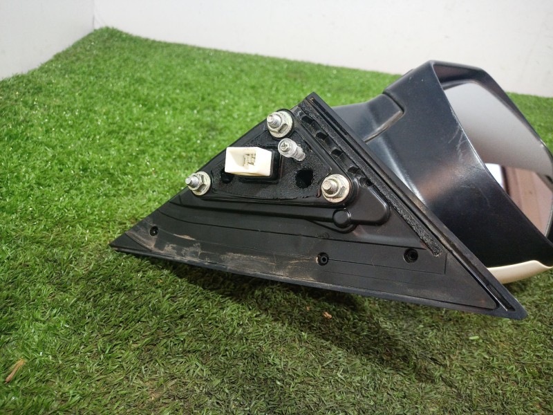 Recambio de retrovisor izquierdo para ssangyong tivoli 1.6 referencia OEM IAM A045611 A045611 A045611