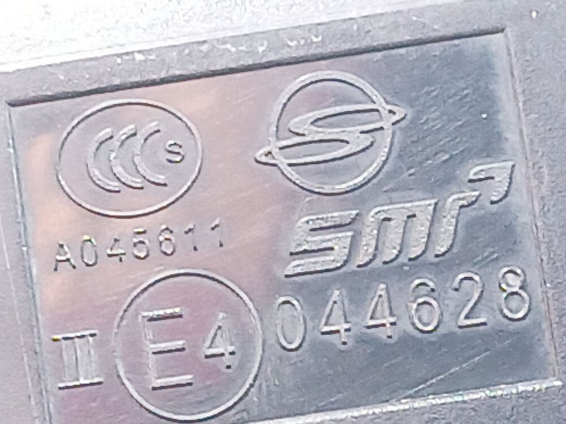 Recambio de retrovisor izquierdo para ssangyong tivoli 1.6 referencia OEM IAM A045611 A045611 A045611