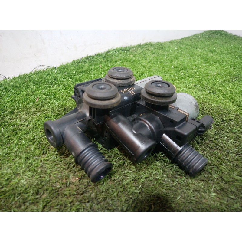 Recambio de valvula intercambio de calefaccion para bmw x3 (f25) xdrive 20 d referencia OEM IAM 64118369807 64118369807 11474121