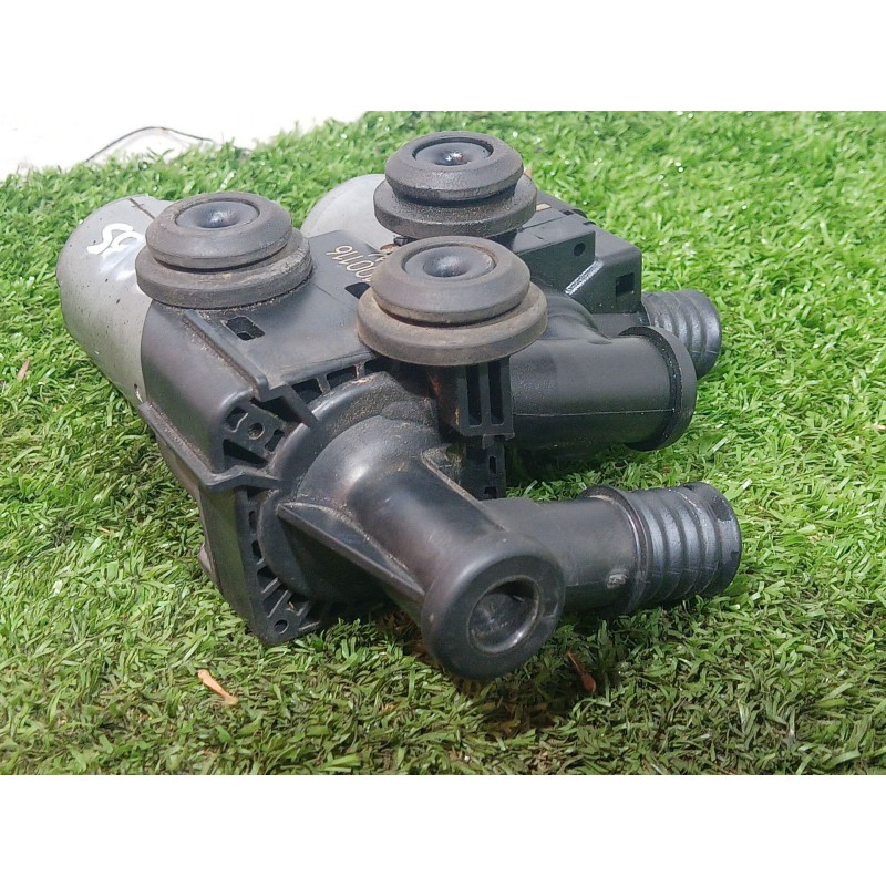 Recambio de valvula intercambio de calefaccion para bmw x3 (f25) xdrive 20 d referencia OEM IAM 64118369807 64118369807 11474121