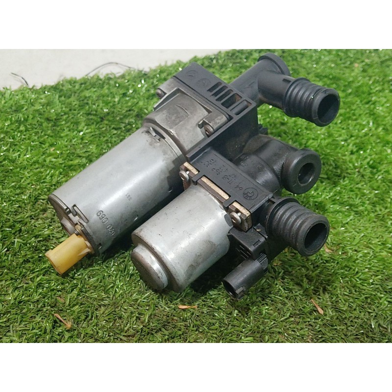 Recambio de valvula intercambio de calefaccion para bmw x3 (f25) xdrive 20 d referencia OEM IAM 64118369807 64118369807 11474121