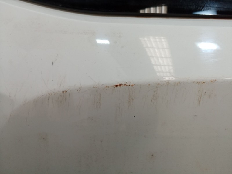 Recambio de porton trasero para ssangyong tivoli 1.6 referencia OEM IAM   