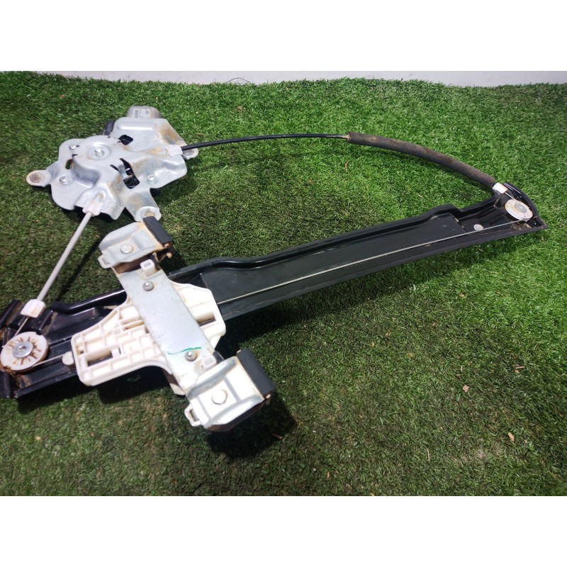 Recambio de elevalunas delantero izquierdo para ssangyong tivoli grand 1.5 t-gdi referencia OEM IAM   