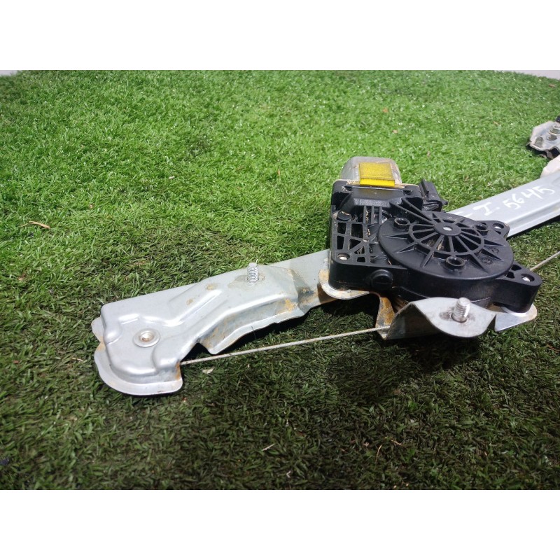 Recambio de elevalunas trasero izquierdo para ssangyong tivoli grand 1.5 t-gdi referencia OEM IAM 98830X1010 98830X1010 98830X10