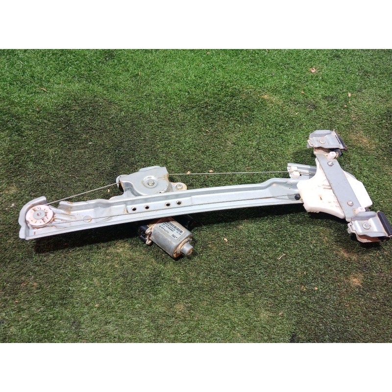 Recambio de elevalunas trasero izquierdo para ssangyong tivoli grand 1.5 t-gdi referencia OEM IAM 98830X1010 98830X1010 98830X10