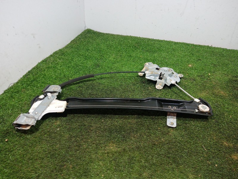 Recambio de elevalunas delantero derecho para ssangyong tivoli grand 1.5 t-gdi referencia OEM IAM   