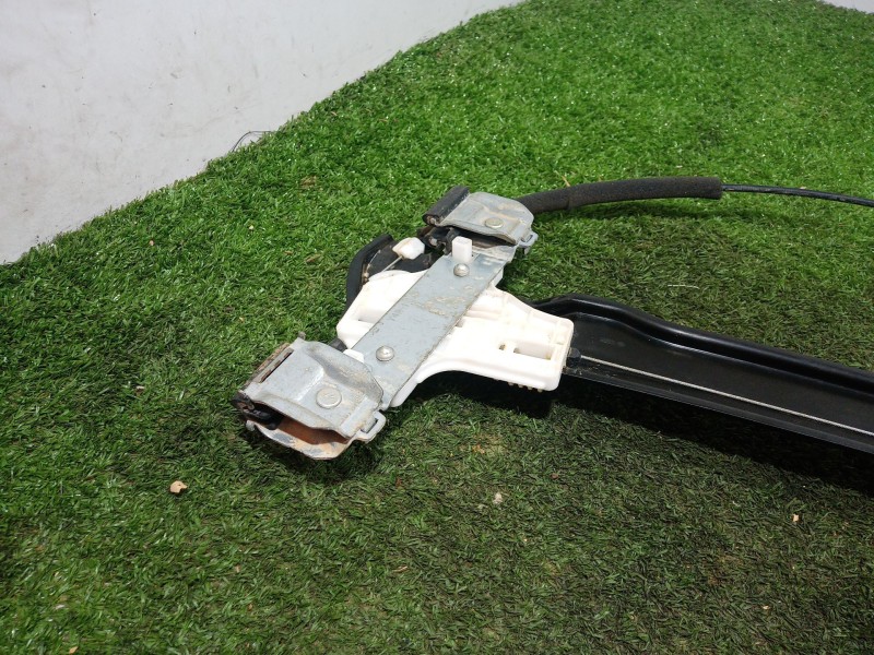 Recambio de elevalunas delantero derecho para ssangyong tivoli grand 1.5 t-gdi referencia OEM IAM   