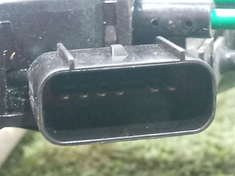 Recambio de cerradura puerta delantera izquierda para ssangyong tivoli 1.6 referencia OEM IAM 7121035020 7121035020 7121035020