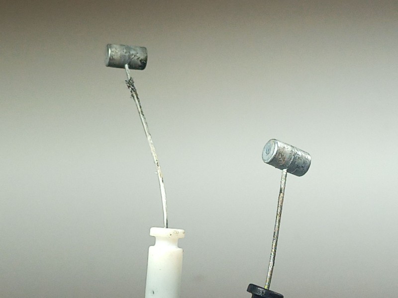 Recambio de cerradura puerta trasera izquierda para ssangyong tivoli 1.6 referencia OEM IAM 7131035001 7131035001 7131035001