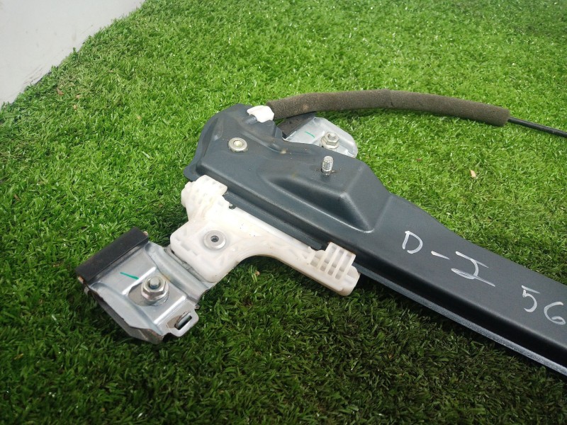 Recambio de elevalunas delantero izquierdo para ssangyong tivoli 1.6 referencia OEM IAM   