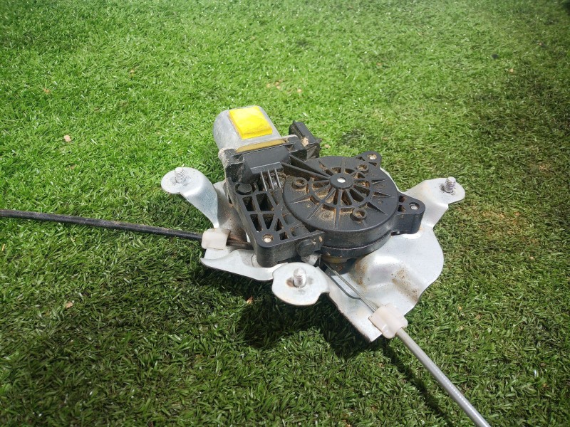 Recambio de elevalunas delantero izquierdo para ssangyong tivoli 1.6 referencia OEM IAM   